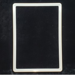 РАМКА ПЛАСТИКОВАЯ - А4 ( закруглённые углы ) белый - 1шт.